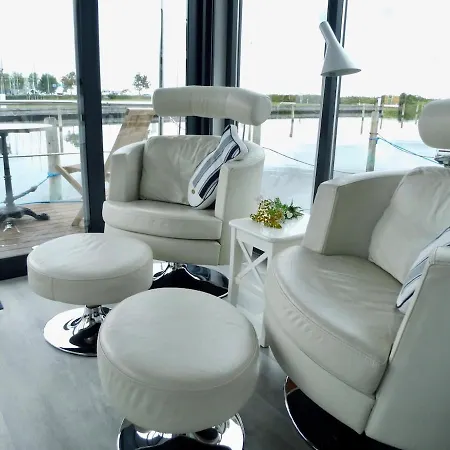 Floating Freedom By The Dodekalitten Torrig