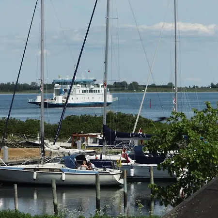 Botel Floating Freedom By The Dodekalitten Torrig