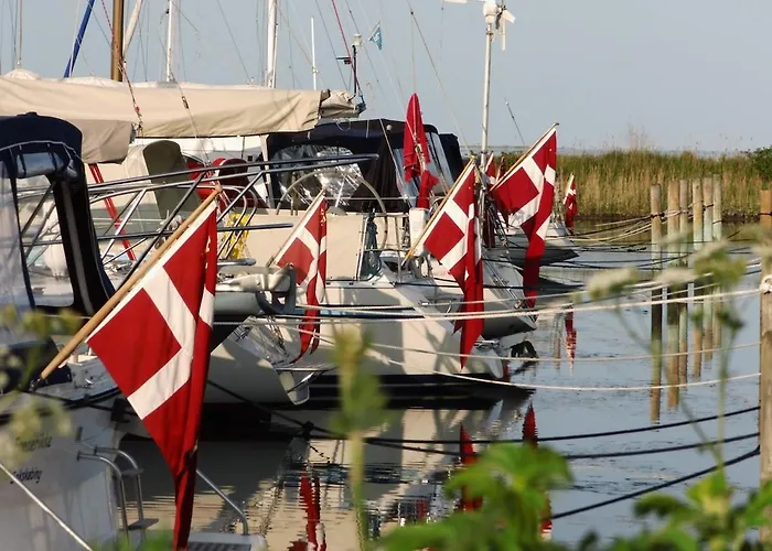 船上ホテル Floating Freedom By The Dodekalitten *